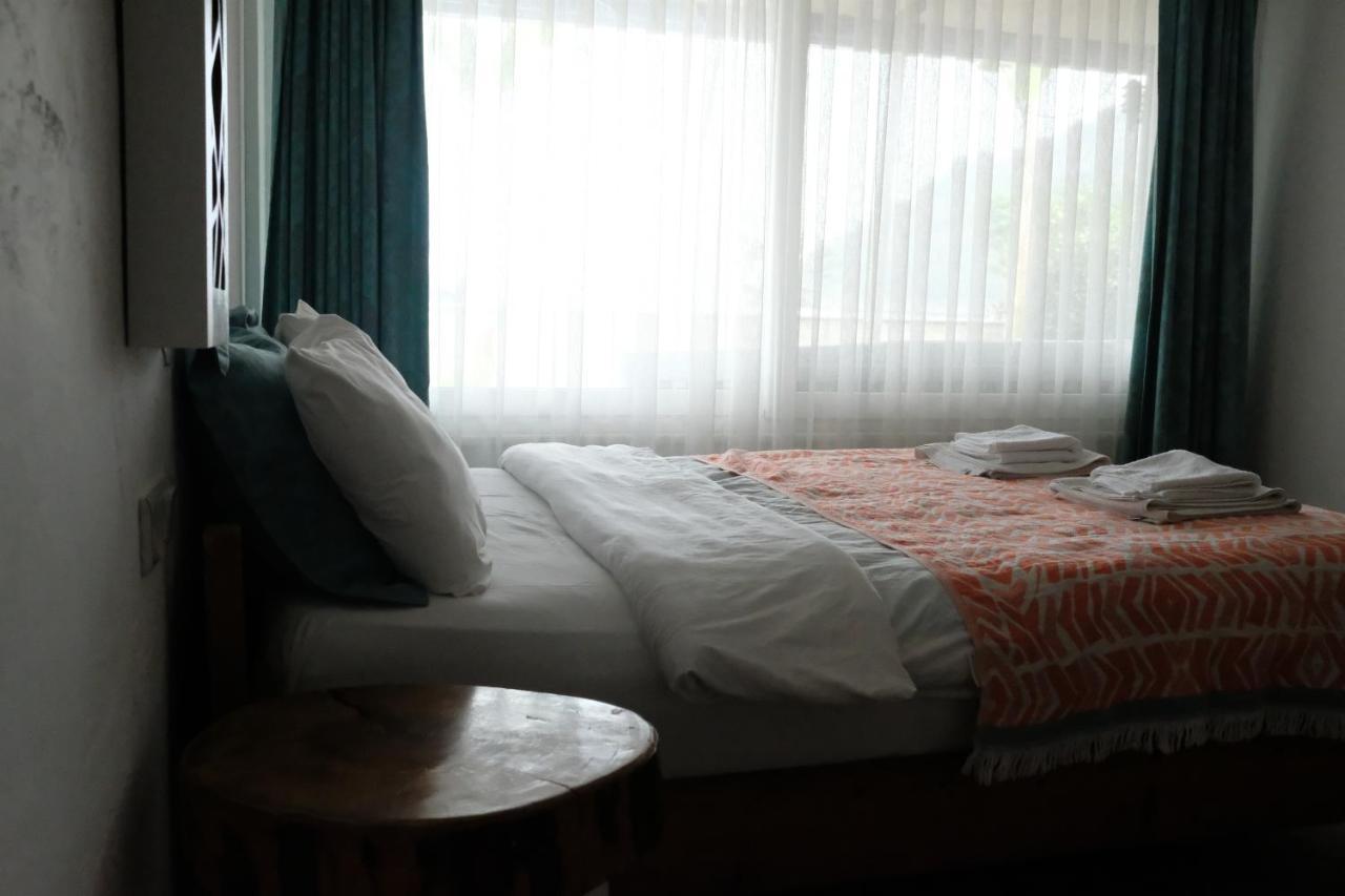 Ceneviz Hotel อาดราซาน ภายนอก รูปภาพ