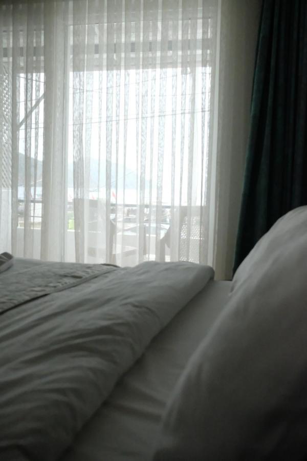 Ceneviz Hotel อาดราซาน ภายนอก รูปภาพ