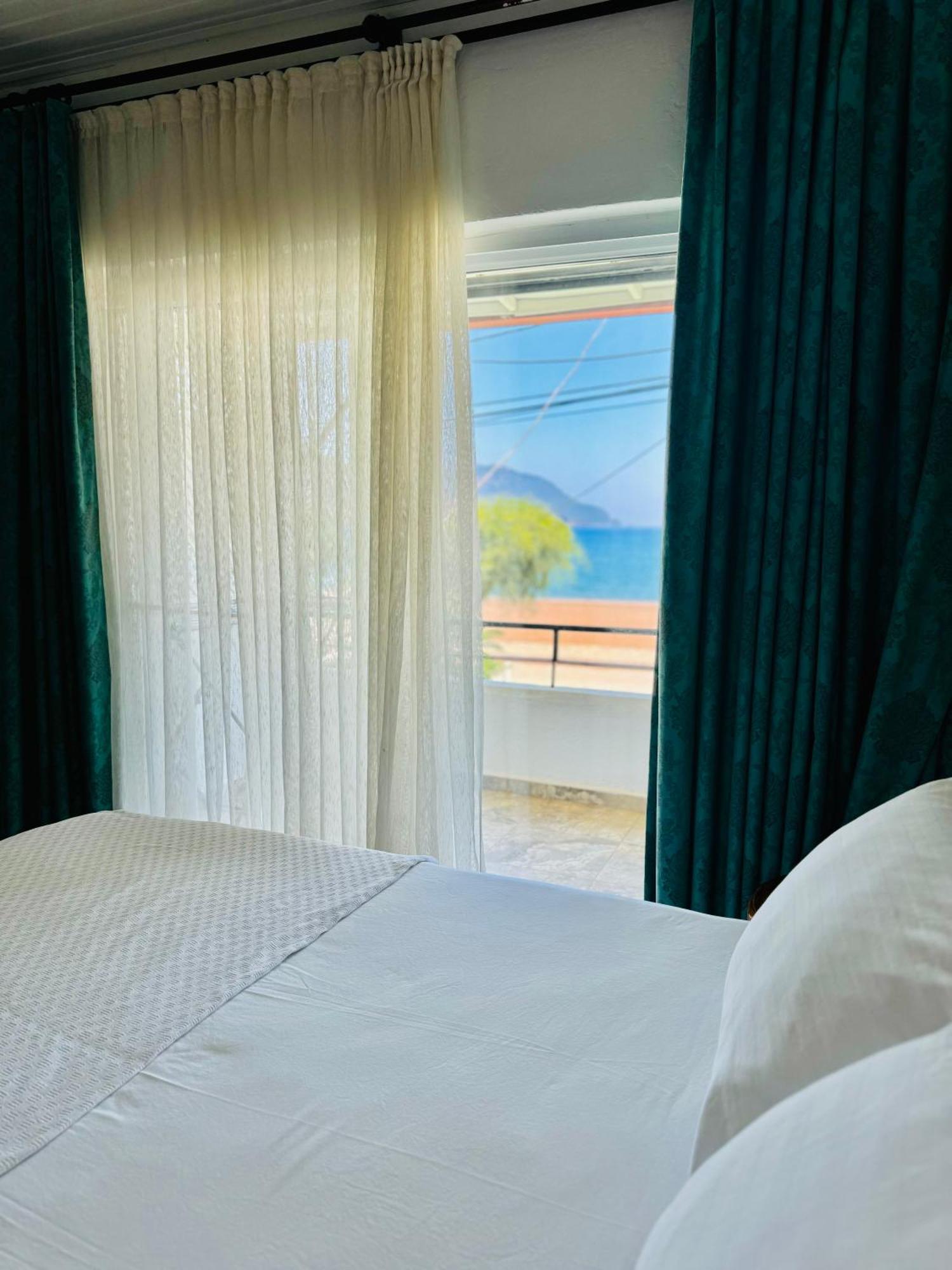 Ceneviz Hotel อาดราซาน ภายนอก รูปภาพ